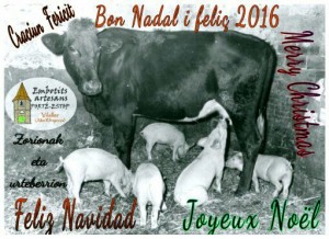 Vaca donant llet als garrins 1959